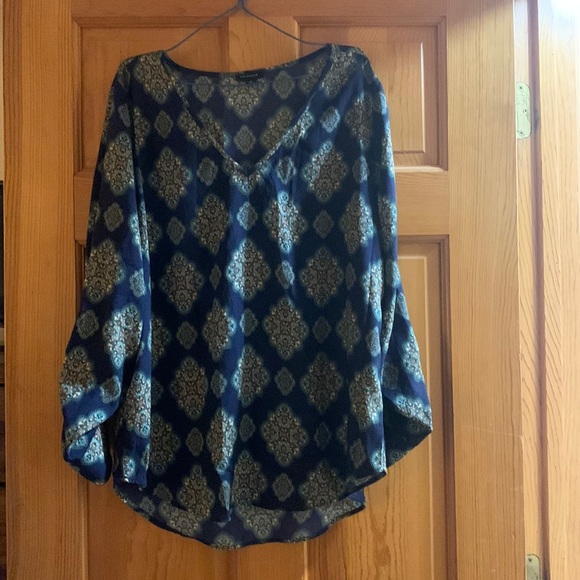 Ann Taylor Paisley Blouse - Size M - Picture 1 of 3